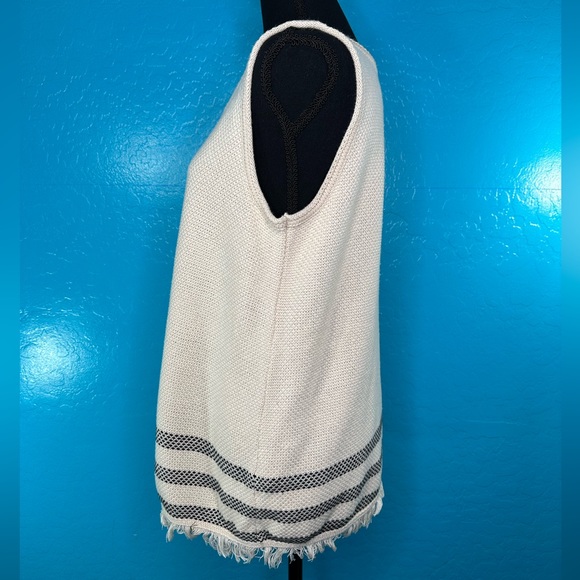 APT 9 Women's sleeveless Beige top black Stripes Fringe Sz M - Picture 3 of 9